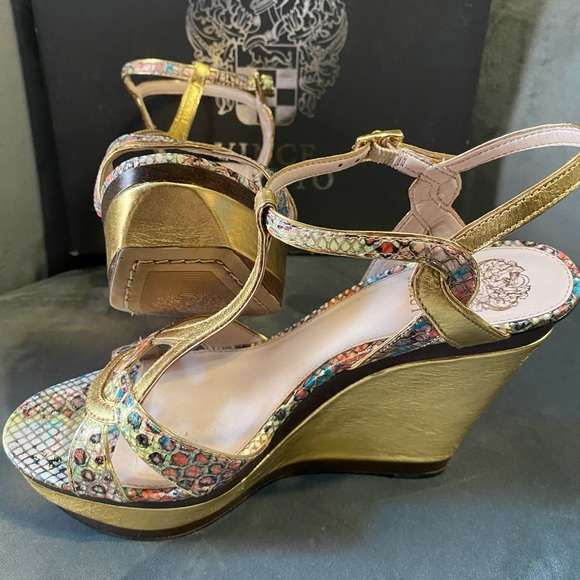 Vince Camuto Wedge (Espadrille style like) Gold & Snakeskin Sandals - Picture 5 of 8